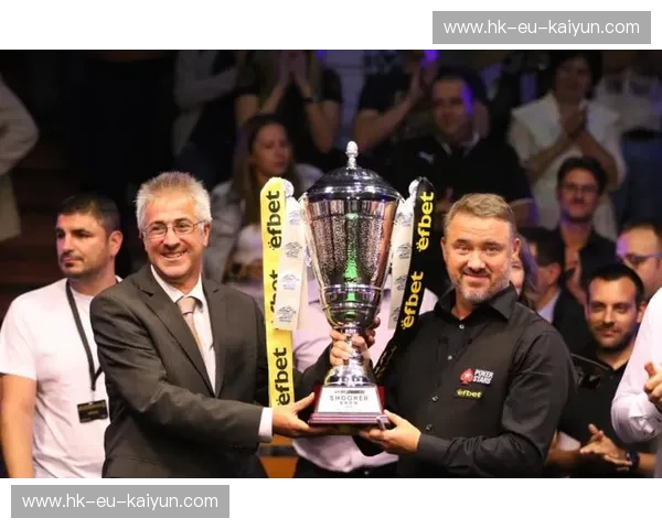 凯恩·维拉斯奎兹：沉寂中的咆哮，格斗界的传奇之路